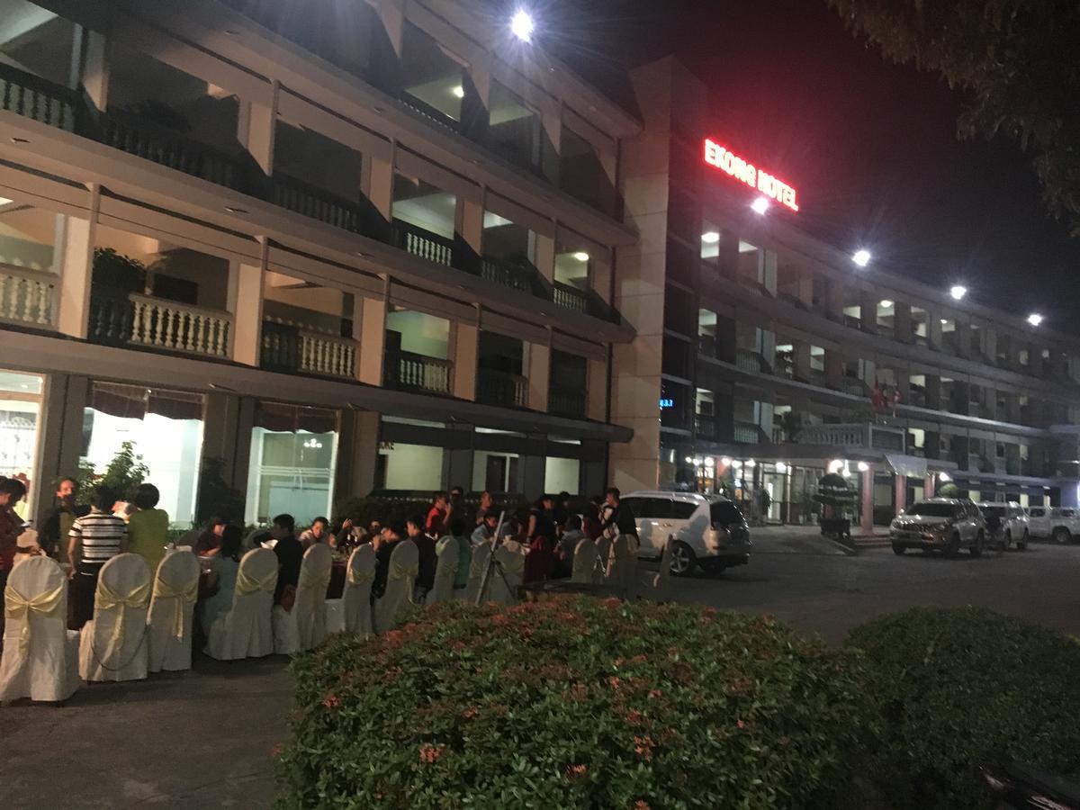 Mekong Hotel Тхакхэк Экстерьер фото